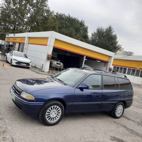 Opel Astra 1994, 248,000 km - 1.6 l - Bakı