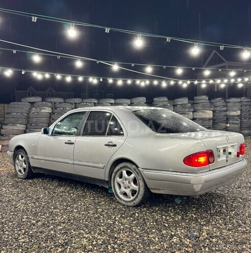 Mercedes E 230 1995, 345,000 km - 2.3 l - Bakı
