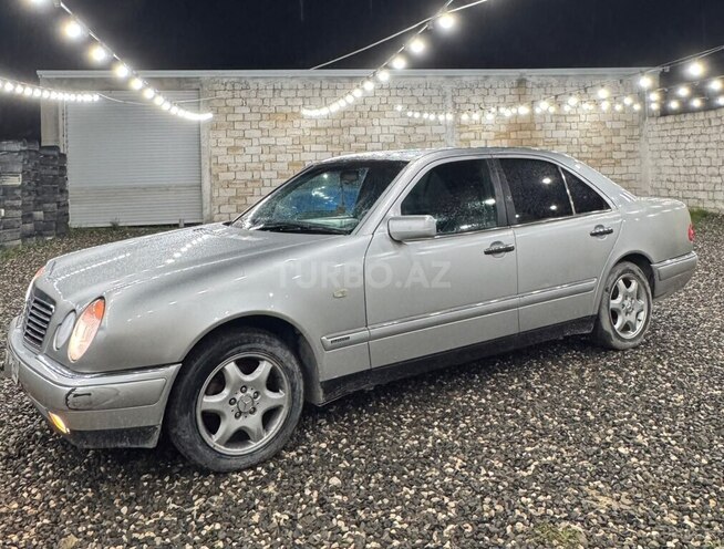 Mercedes E 230 1995, 345,000 km - 2.3 l - Bakı