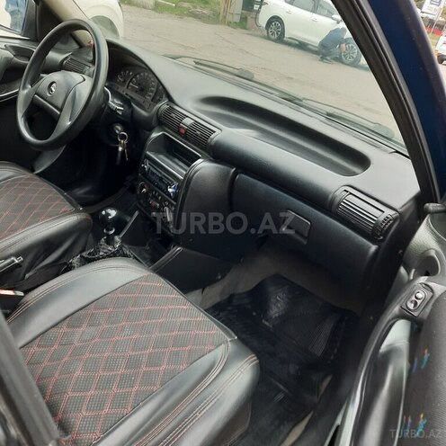 Opel Astra 1994, 248,000 km - 1.6 l - Bakı