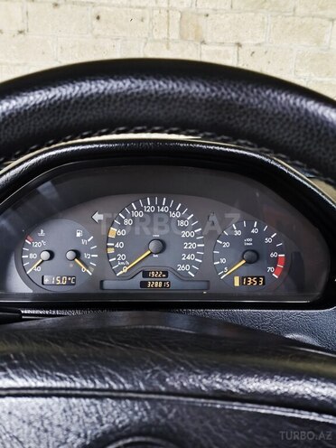 Mercedes C 280 1999, 328,815 km - 2.8 л - Balakən