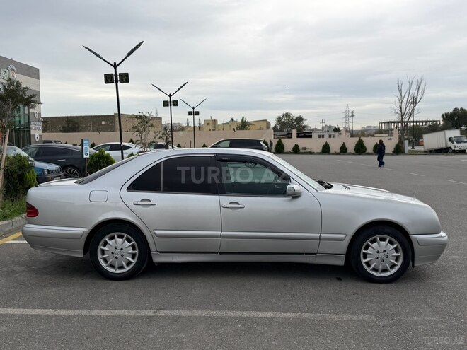 Mercedes E 220 1999, 613,000 km - 2.2 л - Bakı