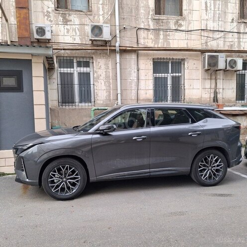 Changan  2025, 8,000 km - 1.5 л - Bakı