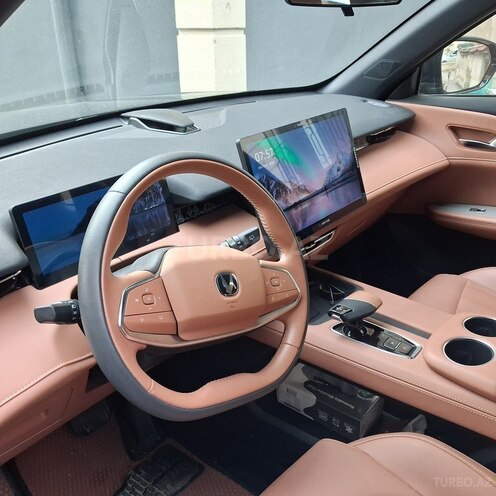 Changan  2025, 8,000 km - 1.5 л - Bakı