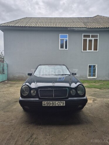 Mercedes E 240 1998, 240,000 km - 2.4 л - Neftçala