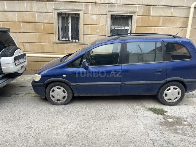 Opel Zafira 2003, 425,000 km - 2.2 л - Bakı