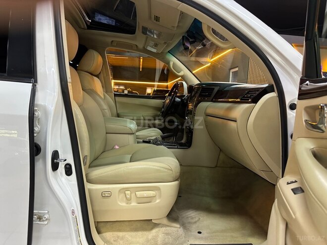 Lexus LX 570 2009, 229,300 km - 5.7 л - Bakı