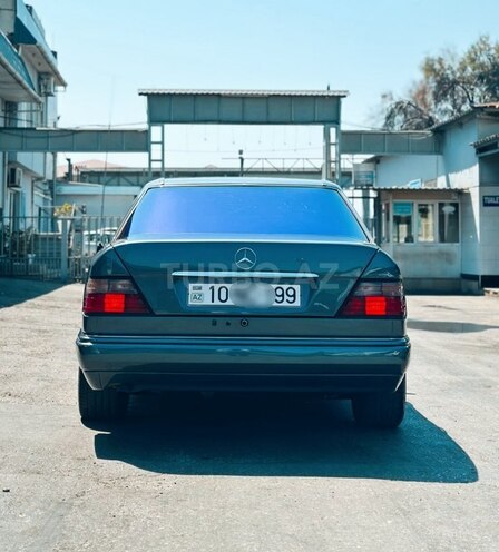 Mercedes 220 E 1995, 570,000 km - 2.2 l - Bakı