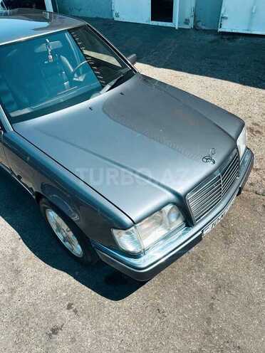 Mercedes 220 E 1995, 570,000 km - 2.2 l - Bakı