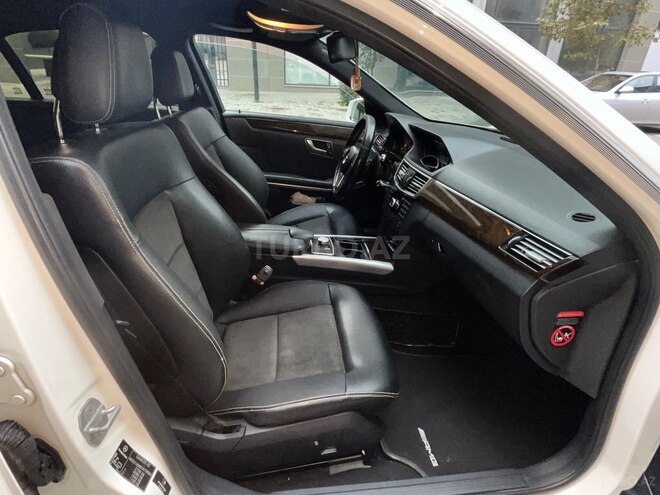 Mercedes E 200 2012, 220,535 km - 1.8 l - Bakı