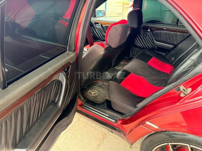 Mercedes C 220 1993, 345,648 km - 2.2 l - İmişli