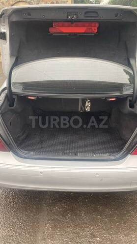 Mercedes E 220 2002, 298,000 km - 2.2 l - Qazax