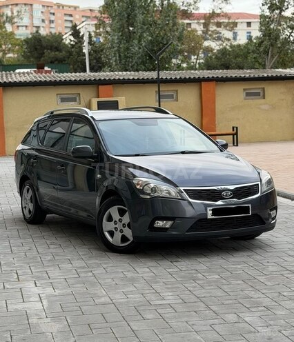 Kia  2009, 279,000 km - 1.6 l - Bakı