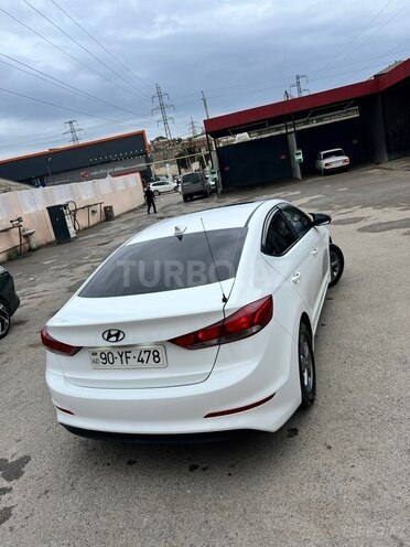 Hyundai Avante 2016, 220,262 km - 1.6 l - Bakı