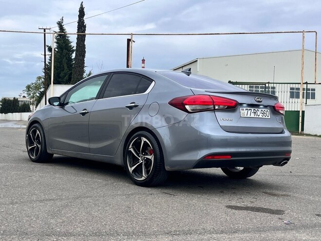 Kia Forte 2017, 242,362 km - 2.0 л - Bakı