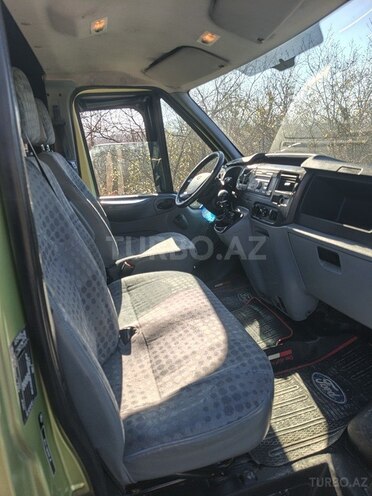 Ford Transit 2009, 240,000 km - 2.2 l - Quba