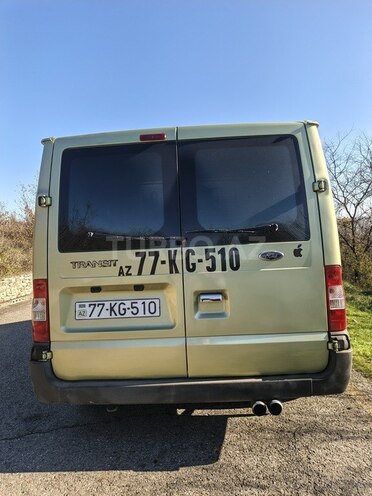 Ford Transit 2009, 240,000 km - 2.2 l - Quba