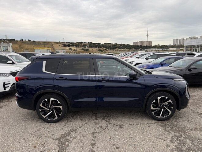 Mitsubishi Outlander 2023, 41,000 km - 2.5 l - Bakı