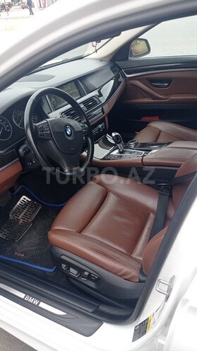 BMW 528 2015, 200,000 km - 2.0 л - Beyləqan