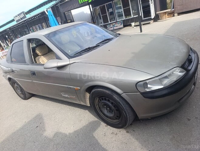 Opel Vectra 1996, 400,000 km - 1.6 l - Bakı