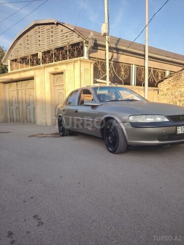Opel Vectra 1996, 400,000 km - 1.6 l - Bakı