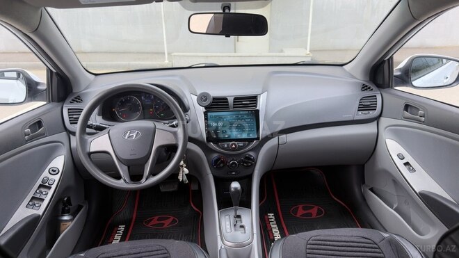 Hyundai Accent 2017, 220,000 km - 1.6 l - Bakı