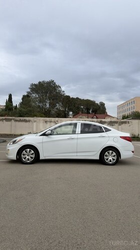 Hyundai Accent 2017, 220,000 km - 1.6 l - Bakı