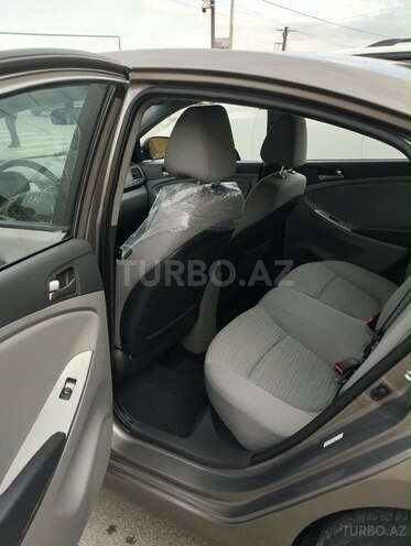 Hyundai Accent 2017, 172,200 km - 1.6 l - Bakı