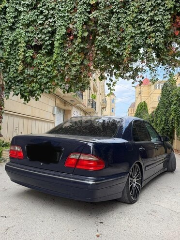 Mercedes E 270 2001, 400,000 km - 2.7 l - Bakı