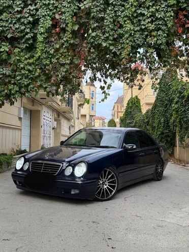 Mercedes E 270 2001, 400,000 km - 2.7 l - Bakı
