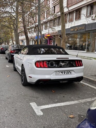 Ford Mustang 2018, 95,000 km - 2.3 л - Bakı