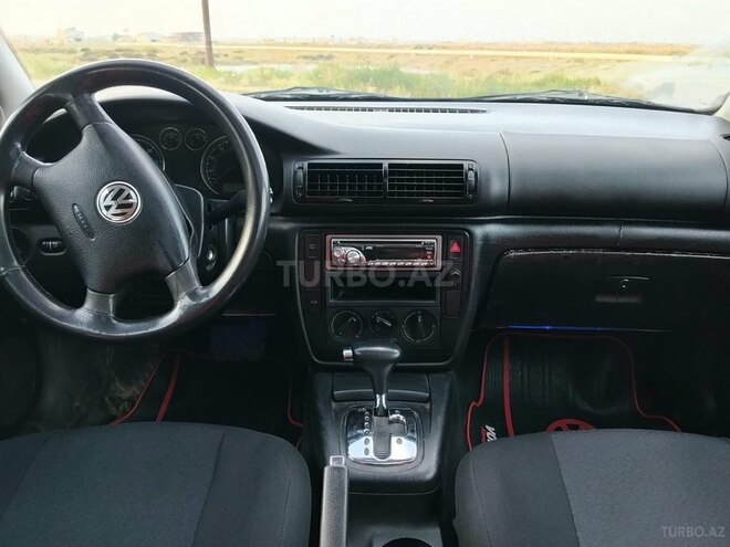 Volkswagen Passat 2002, 290,000 km - 1.8 л - Bakı