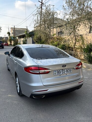 Ford Fusion (North America) 2018, 210,000 km - 2.0 л - Bakı