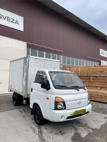 Hyundai H 100 2013, 470,000 km - 2.6 l - Bakı