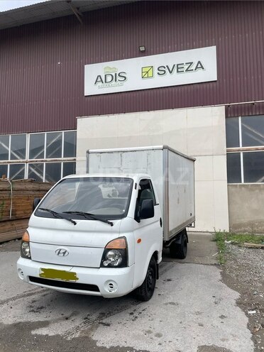 Hyundai H 100 2013, 470,000 km - 2.6 l - Bakı