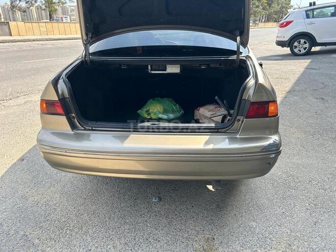 Toyota Camry 1999, 400,000 km - 3.0 l - Bakı