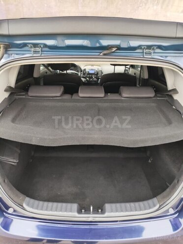 Hyundai i30 2008, 340,000 km - 1.6 l - Salyan