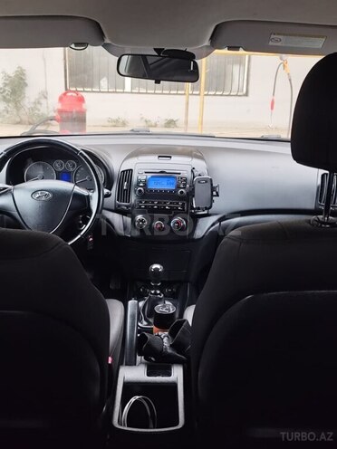 Hyundai i30 2008, 340,000 km - 1.6 l - Salyan