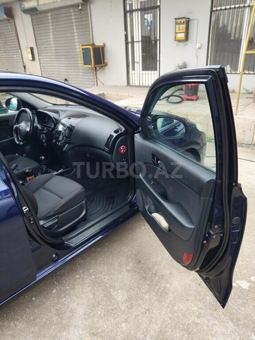 Hyundai i30 2008, 340,000 km - 1.6 l - Salyan