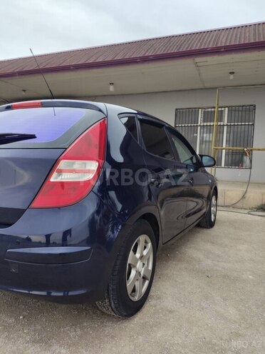 Hyundai i30 2008, 340,000 km - 1.6 l - Salyan