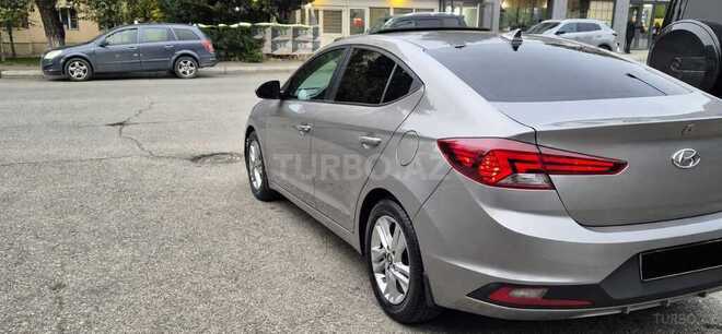 Hyundai Elantra 2019, 105,412 km - 2.0 l - Bakı