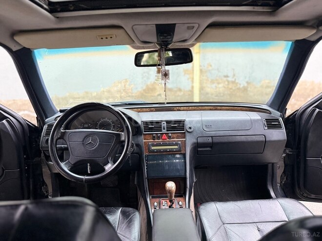 Mercedes C 230 1997, 433,800 km - 2.3 л - Bakı