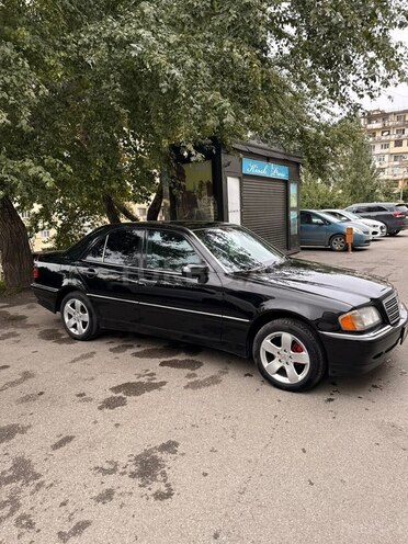 Mercedes C 230 1997, 433,800 km - 2.3 л - Bakı