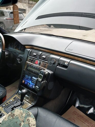 Mercedes E 240 1998, 340,567 km - 2.4 l - Bakı