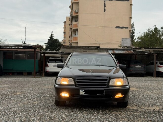 Mercedes C 220 1997, 220,000 km - 2.2 l - Bakı