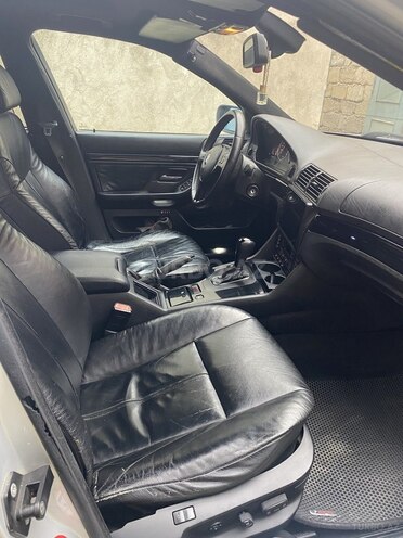BMW 530 2002, 435,000 km - 3.0 л - Bakı