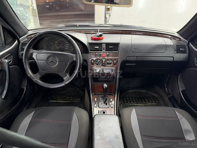 Mercedes C 220 1997, 220,000 km - 2.2 l - Bakı