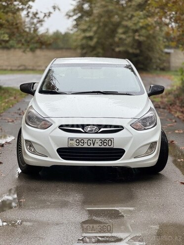 Hyundai Accent 2013, 234,650 km - 1.6 л - Göyçay