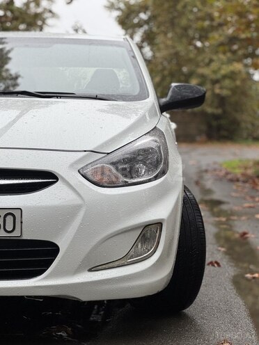 Hyundai Accent 2013, 234,650 km - 1.6 л - Göyçay
