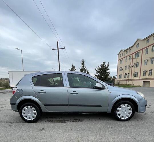 Opel Astra 2006, 254,630 km - 1.3 l - Bakı